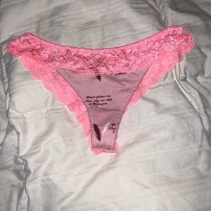 FREE SHIPPING!! NWOT thong